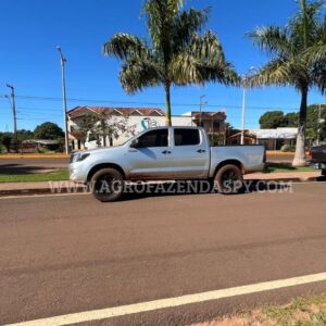 TOYOTA HILUX 2.5