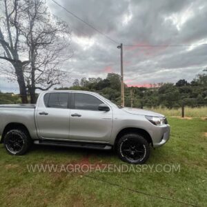 TOYOTA HILUX  2.5