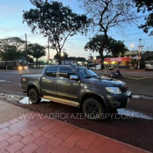 TOYOTA HILUX 3.0